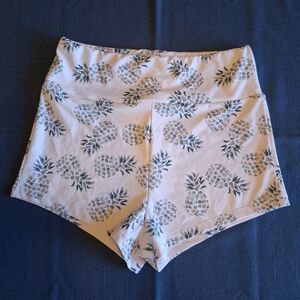 SHEIN White Pineapple Print Bike Shorts - Size Small